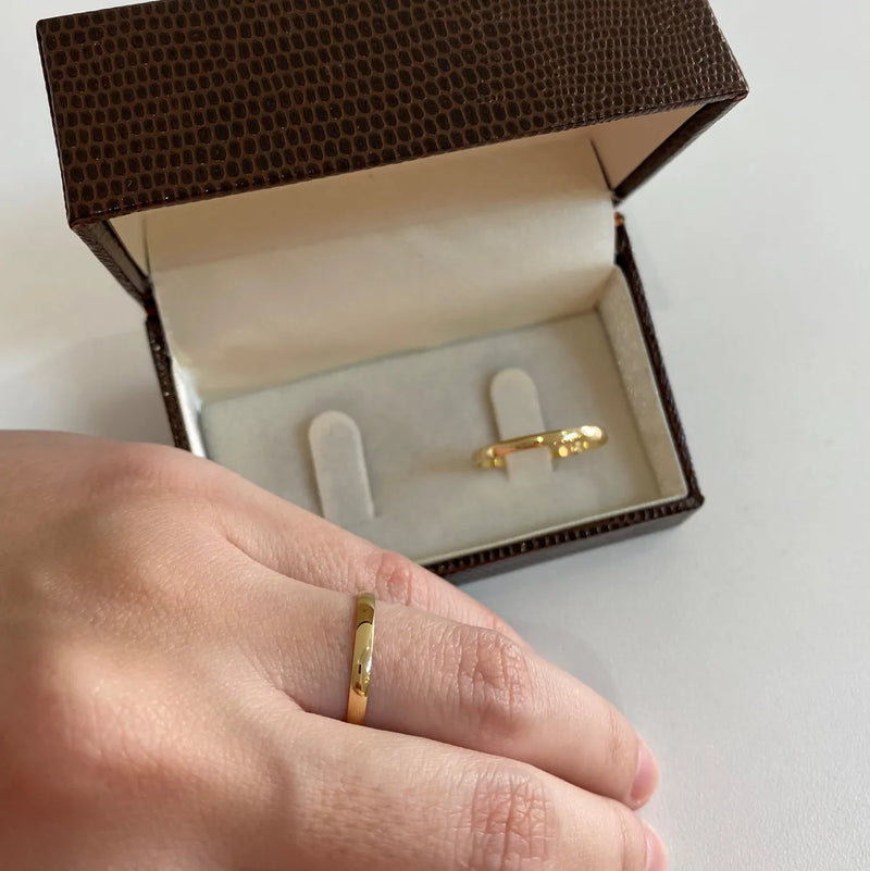 Alianças Ouro 18k 2mm Abaulada Tradicional (2 gr O Par) Dourado